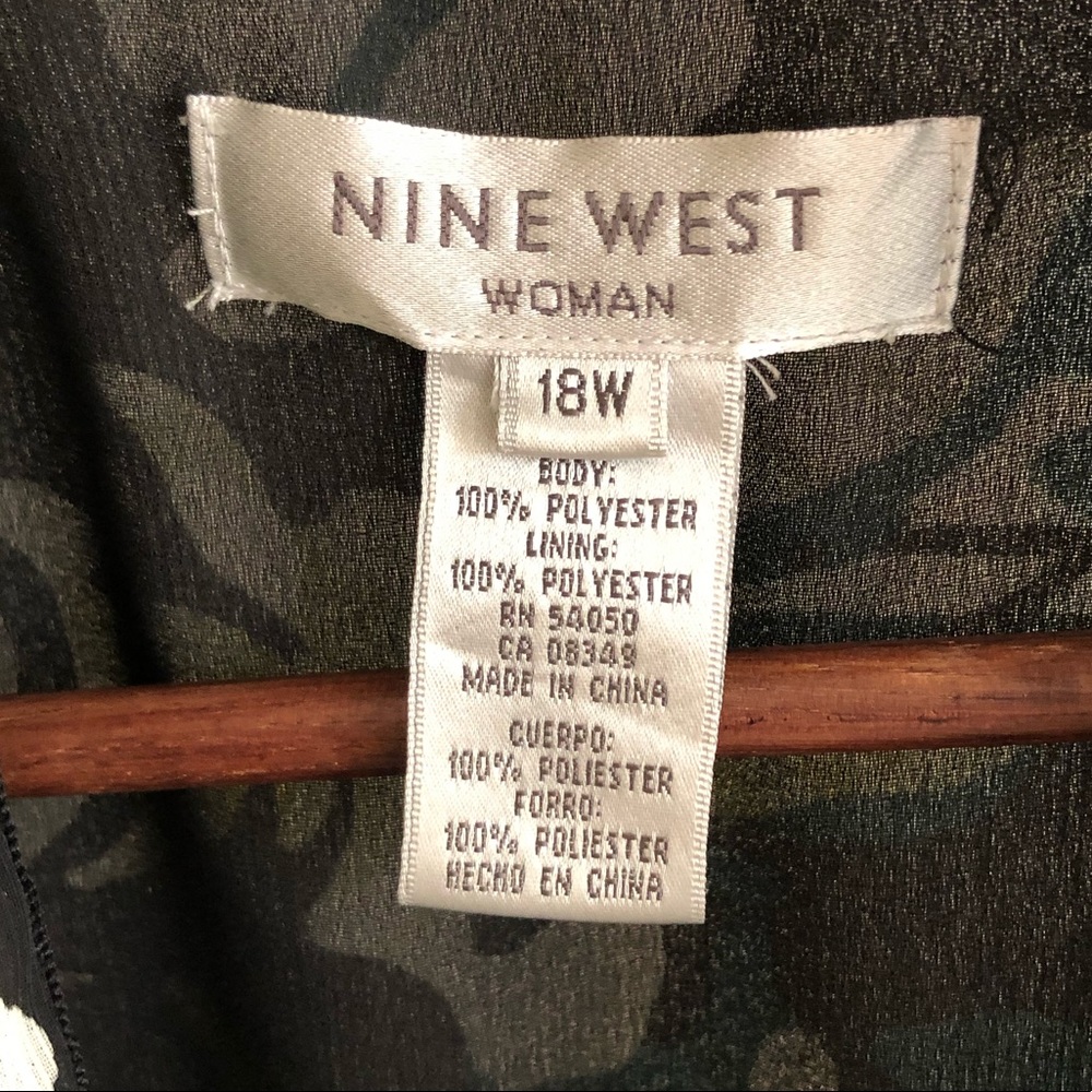 Nine West Women Lush Floral Too - Picture 2 of 8